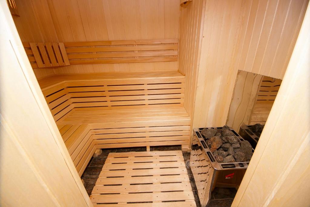 photo3