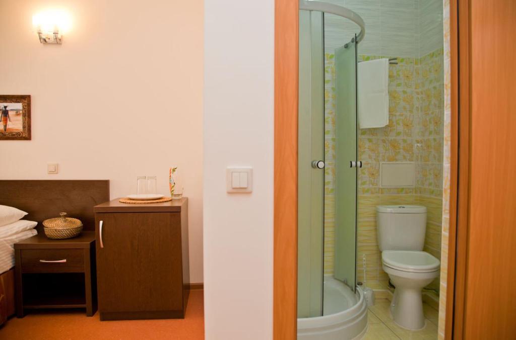 photo1