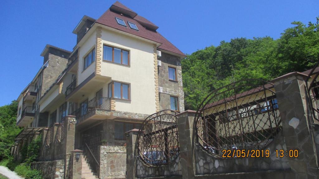 photo2