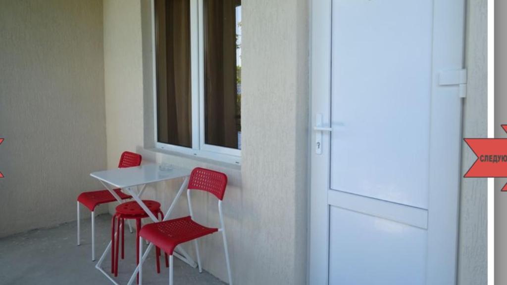 photo1