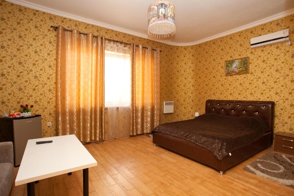 photo1