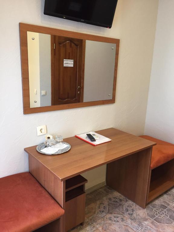 photo1