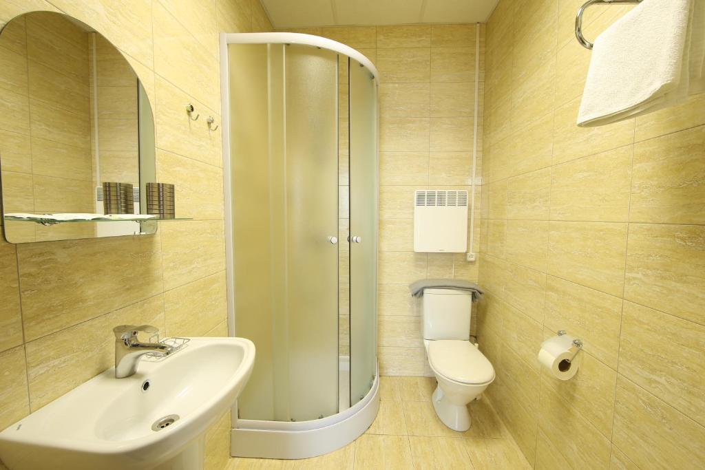 photo1
