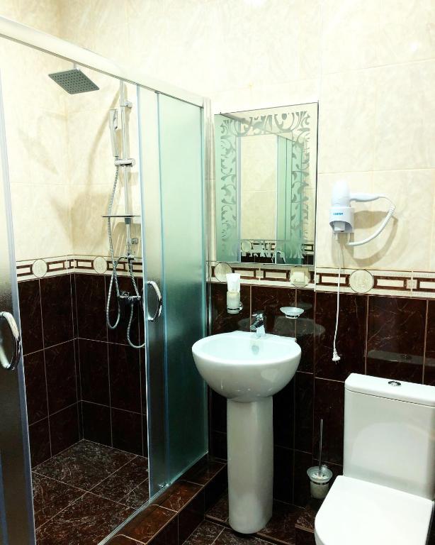 photo1