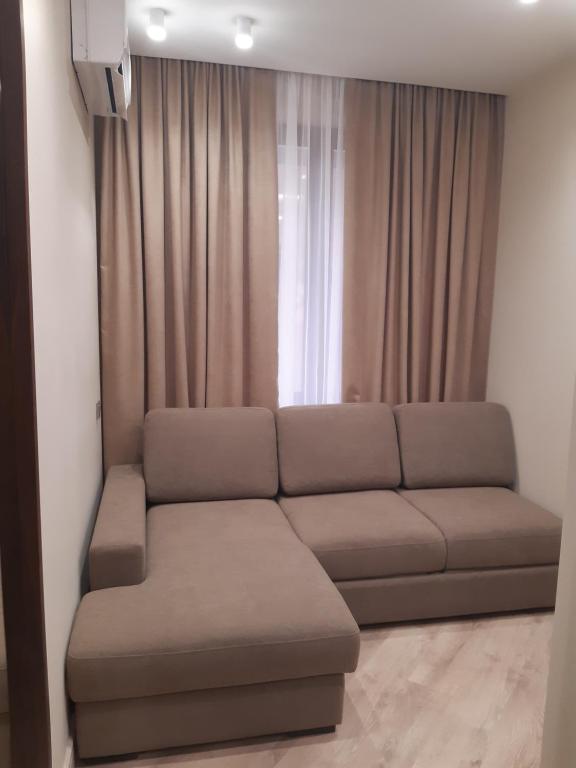 photo1