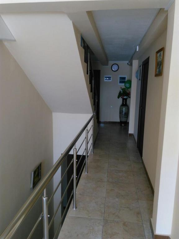 photo1