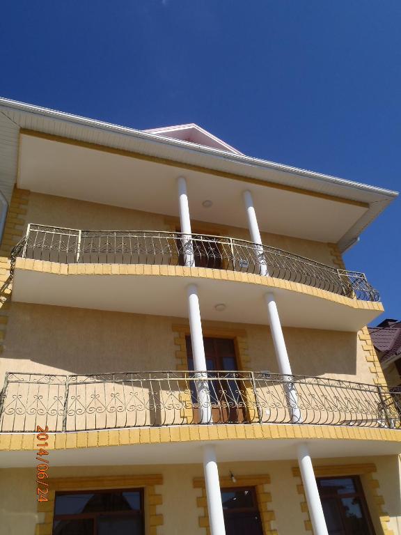 photo2