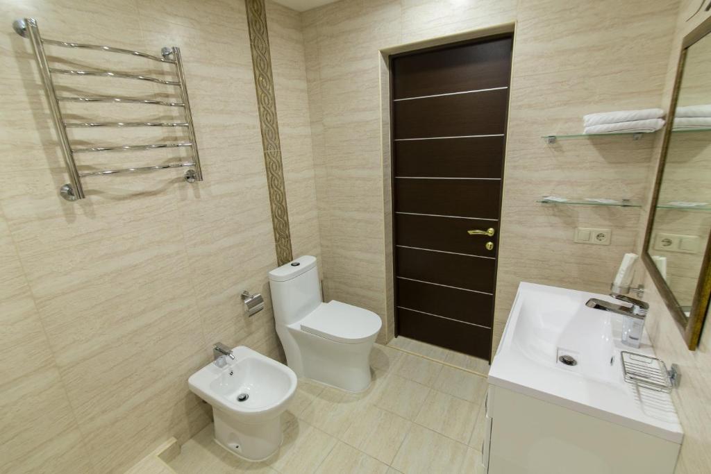 photo1