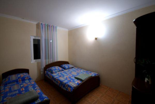 photo1