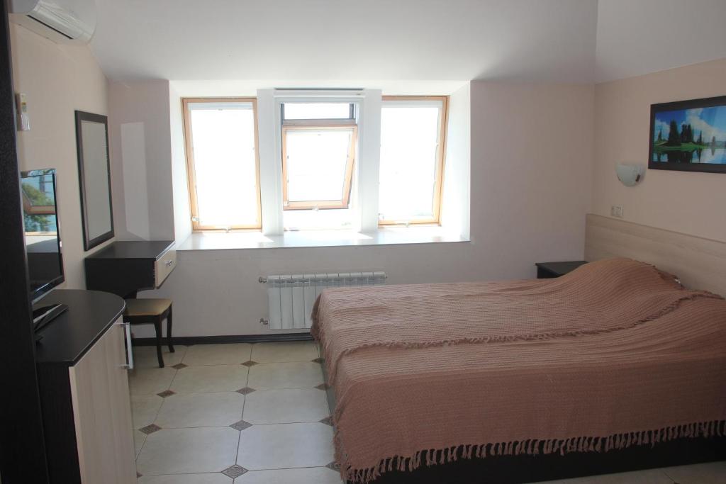 photo2