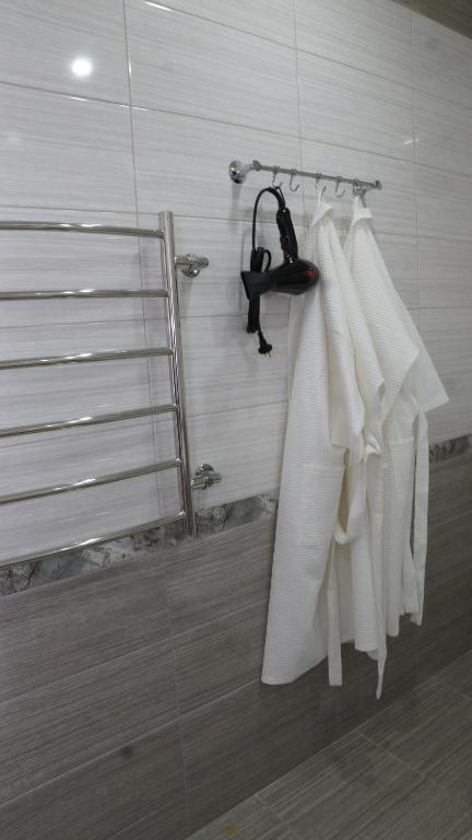 photo2