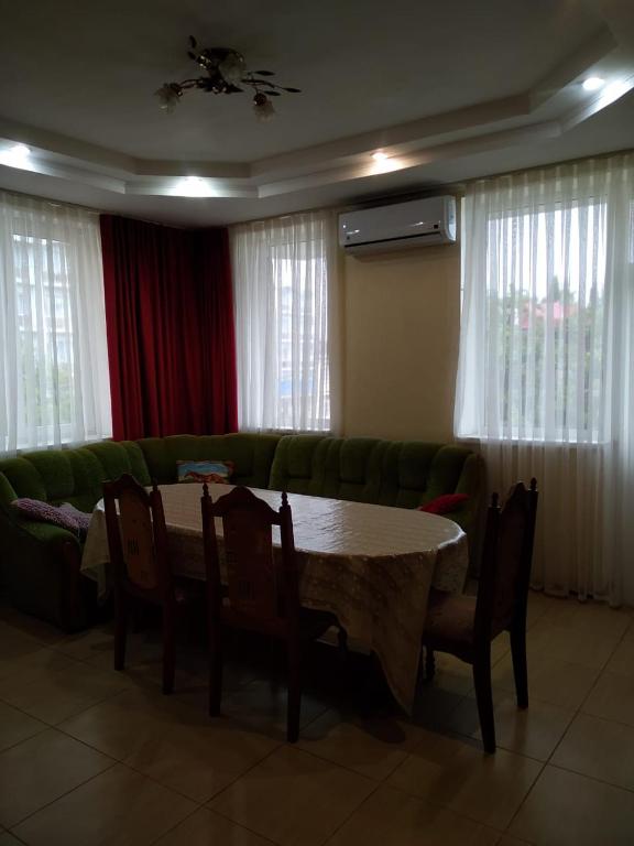photo2