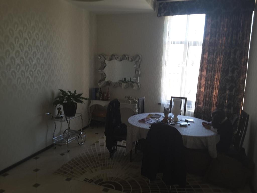 photo1
