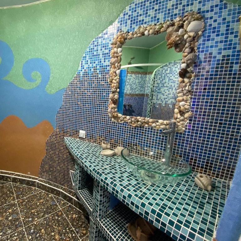 photo1
