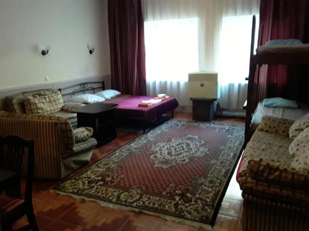 photo1