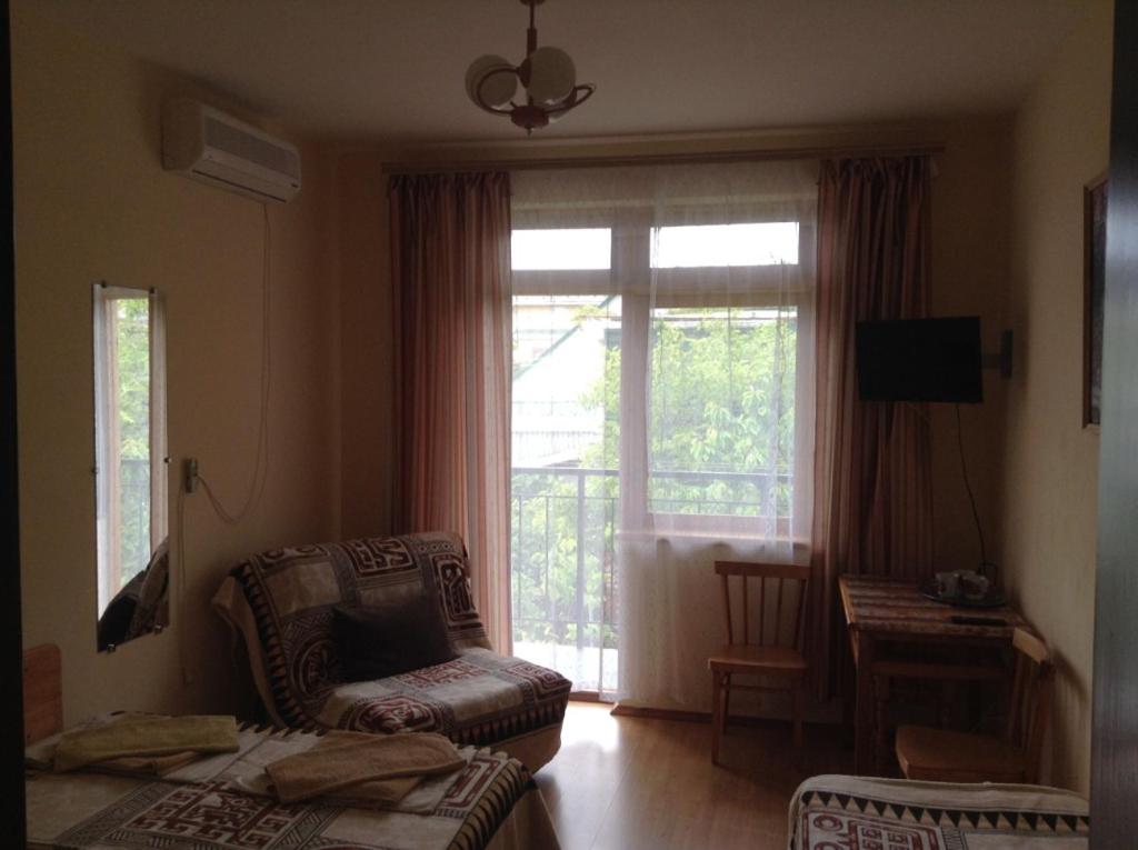 photo2