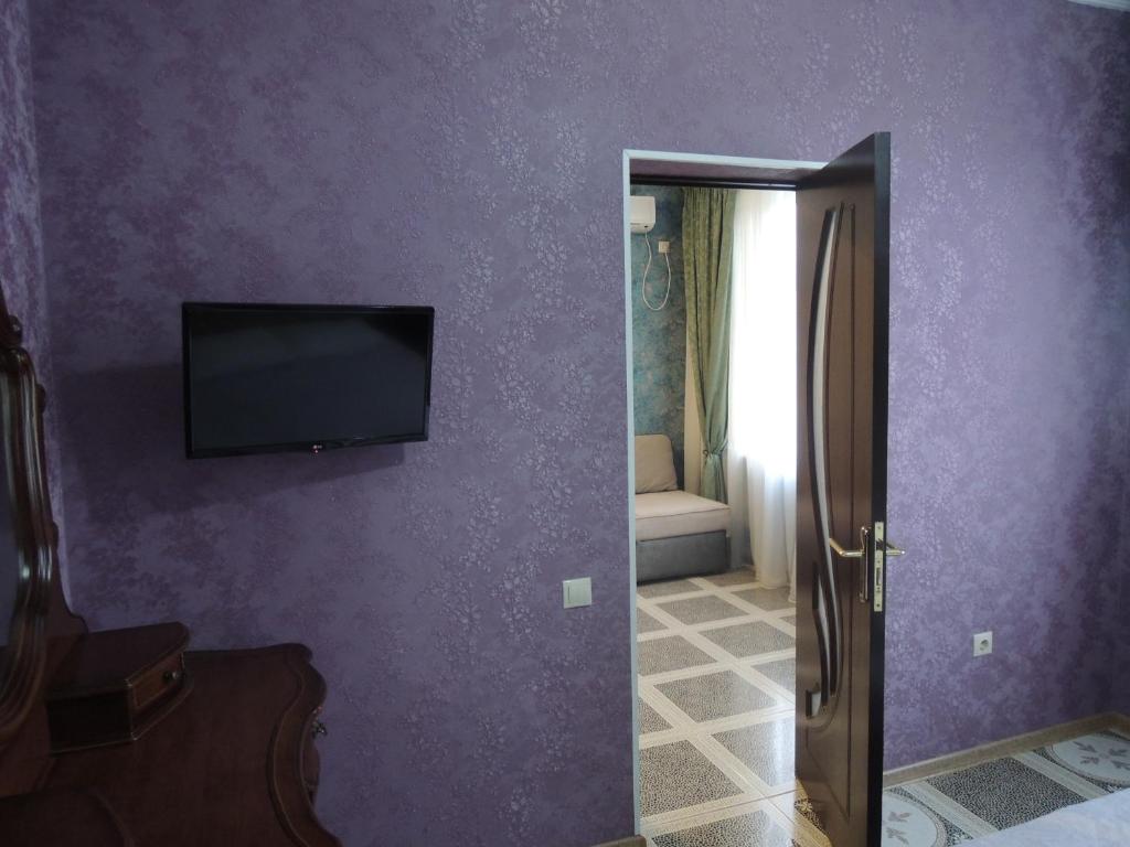 photo1