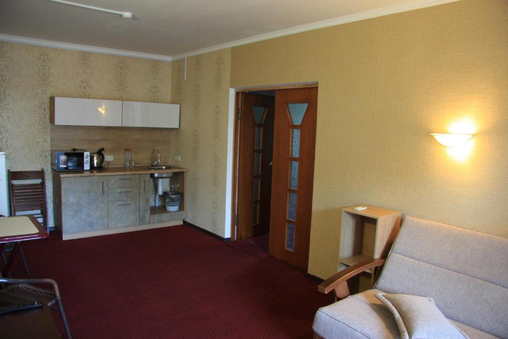 photo2