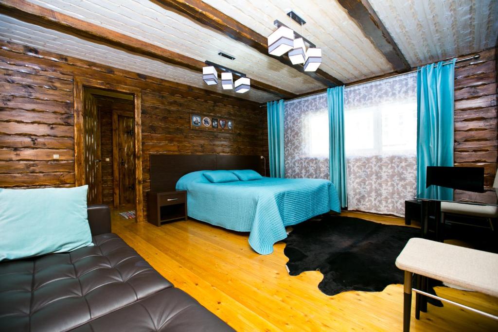 photo1