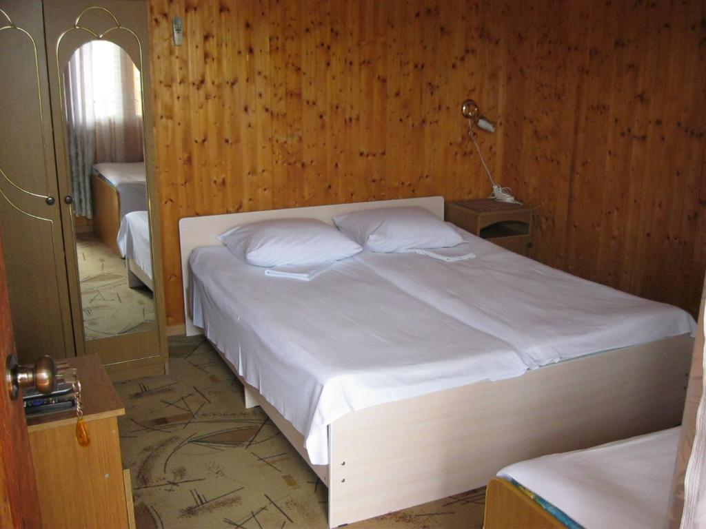 photo2