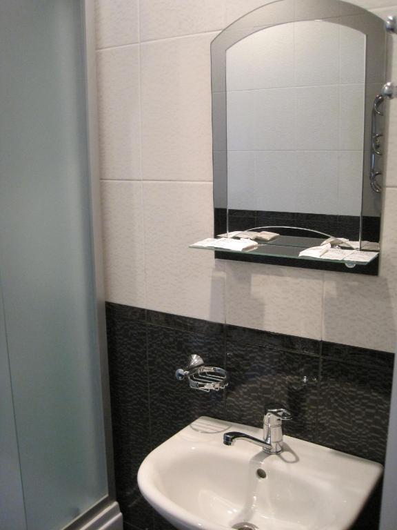 photo2