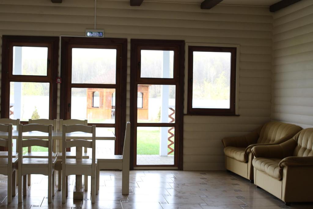 photo1