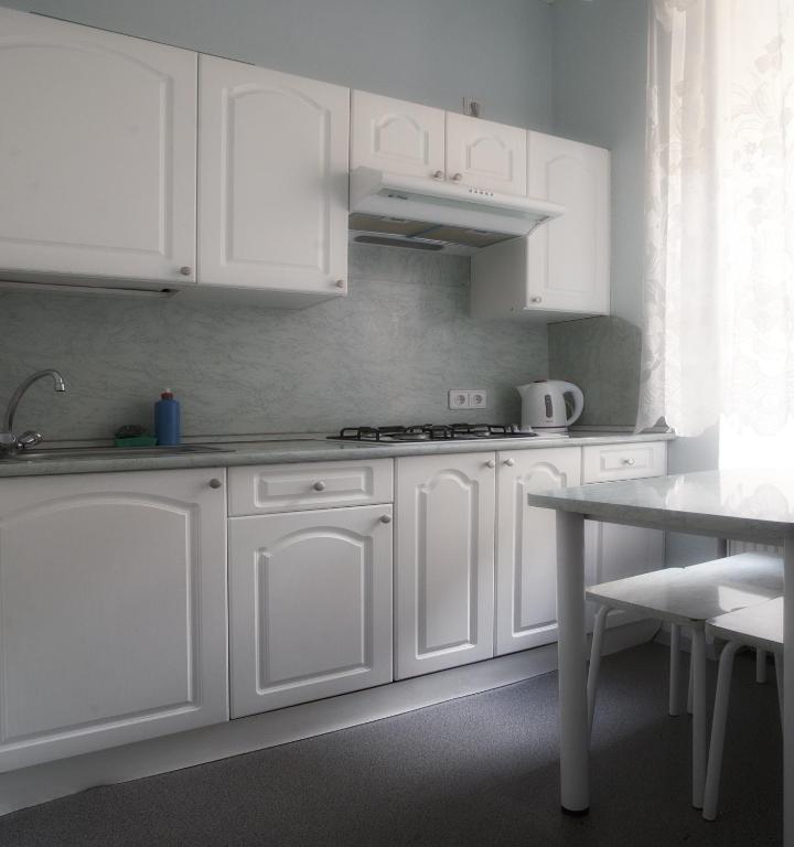 photo1