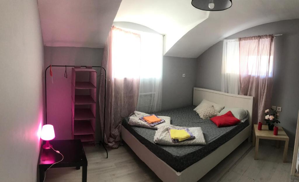 photo1