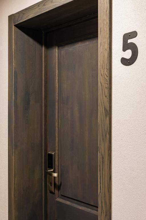 photo2
