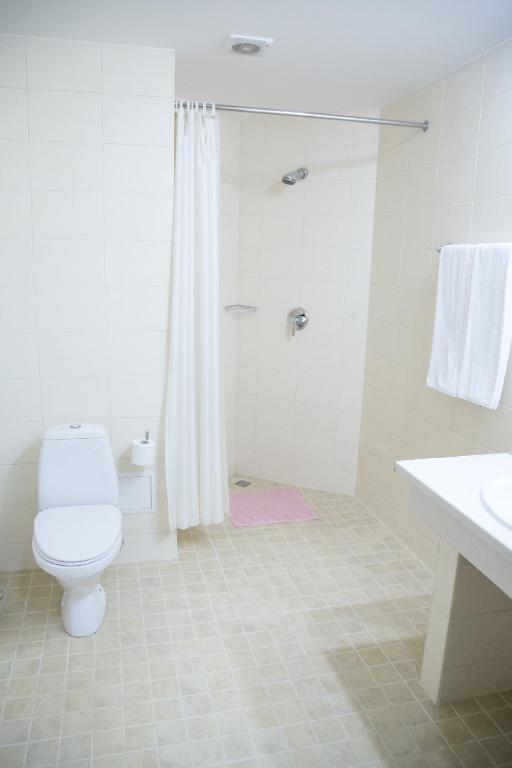 photo1