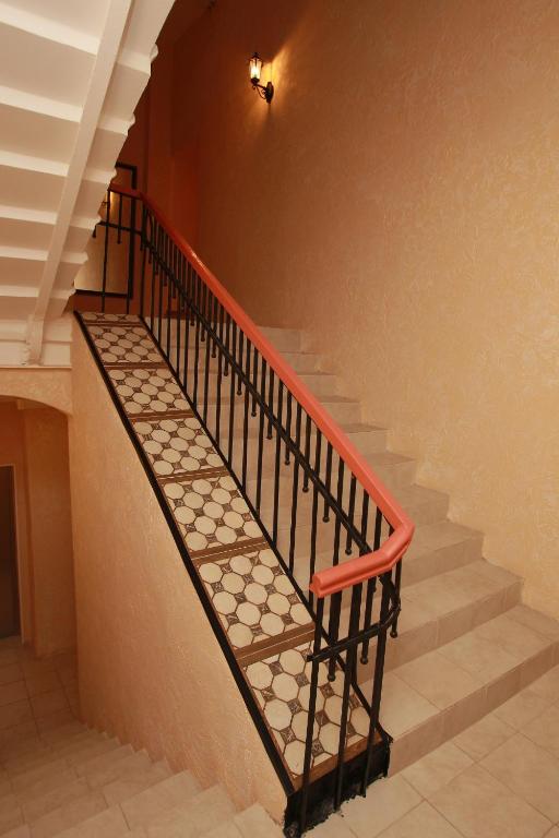 photo2
