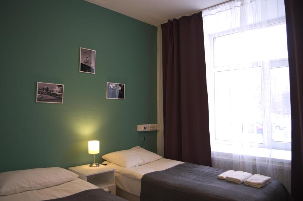 photo1