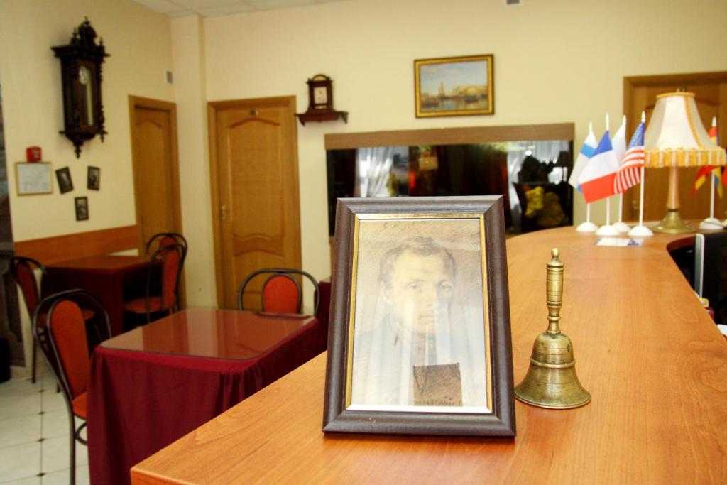 photo1