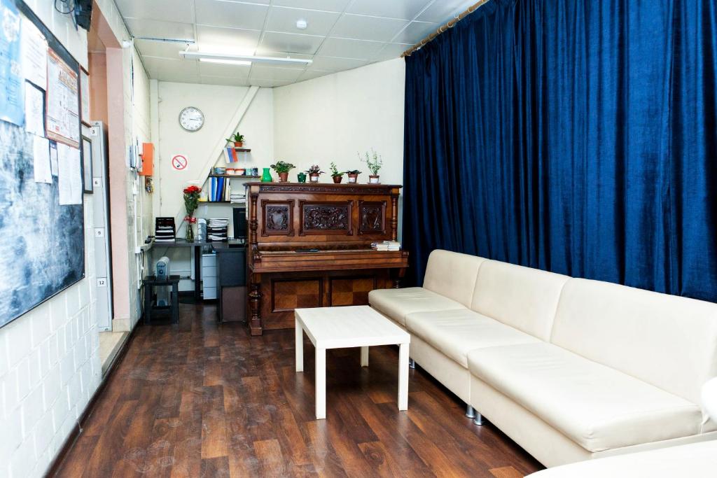 photo1