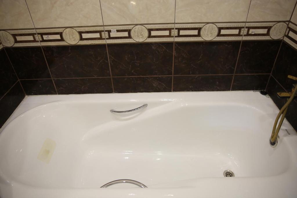 photo1