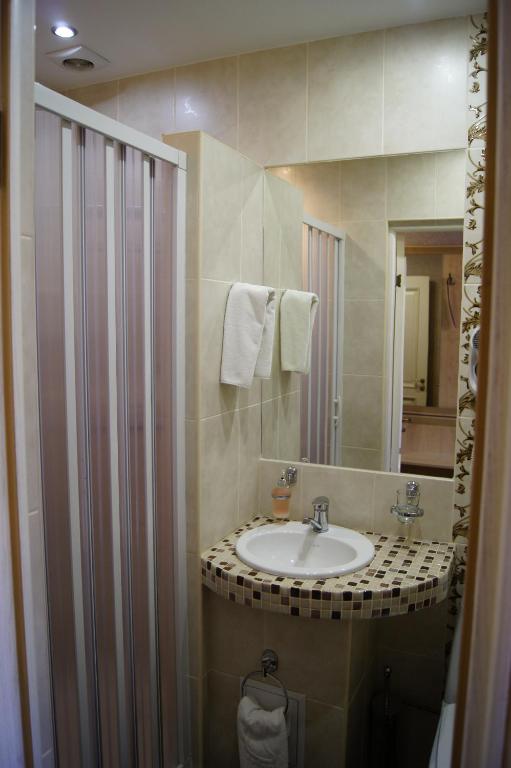 photo3