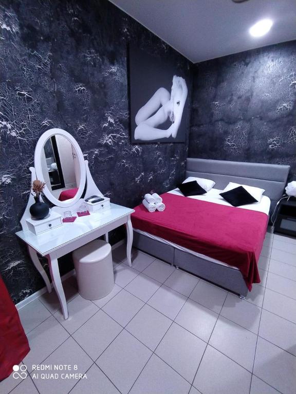 photo1