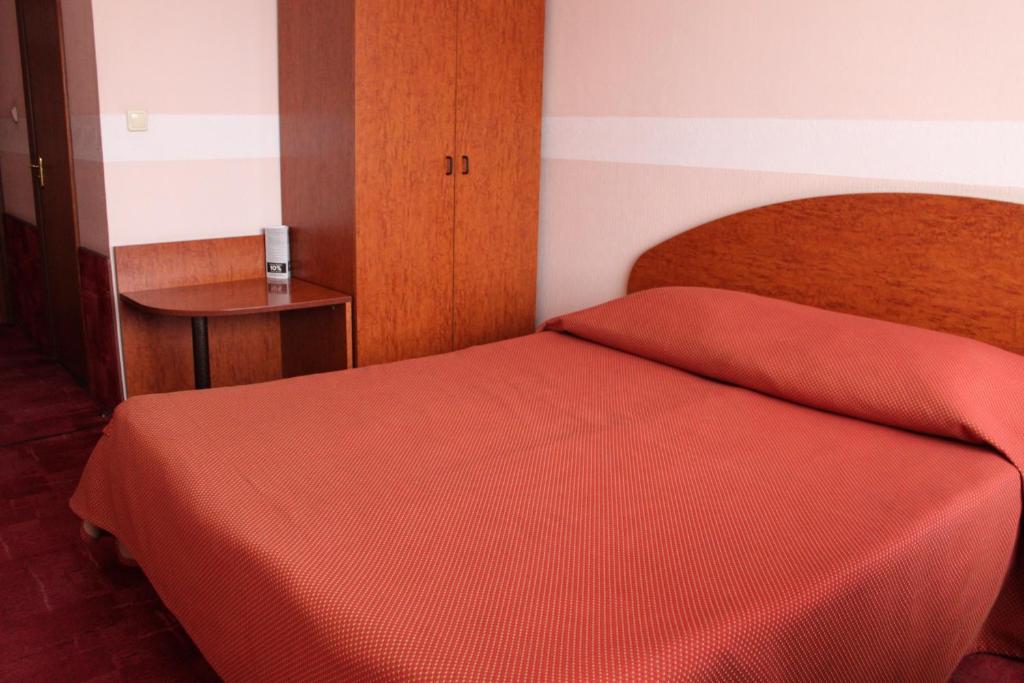 photo1