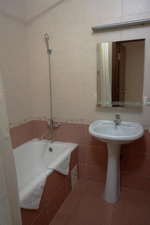 photo2