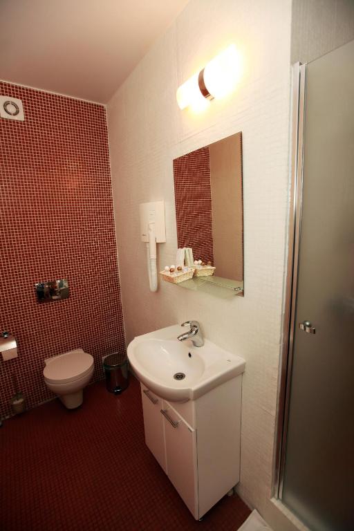 photo3