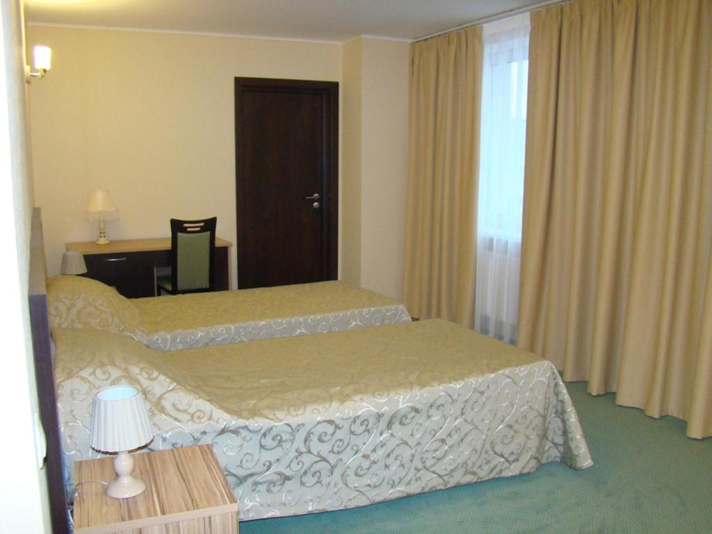 photo2