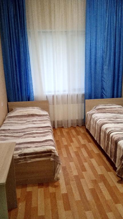 photo2
