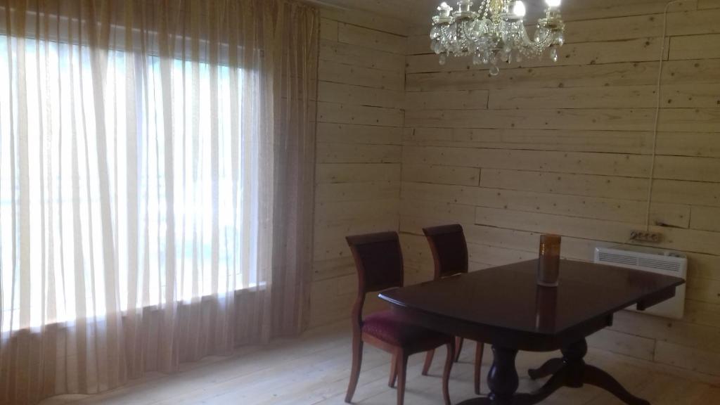 photo1