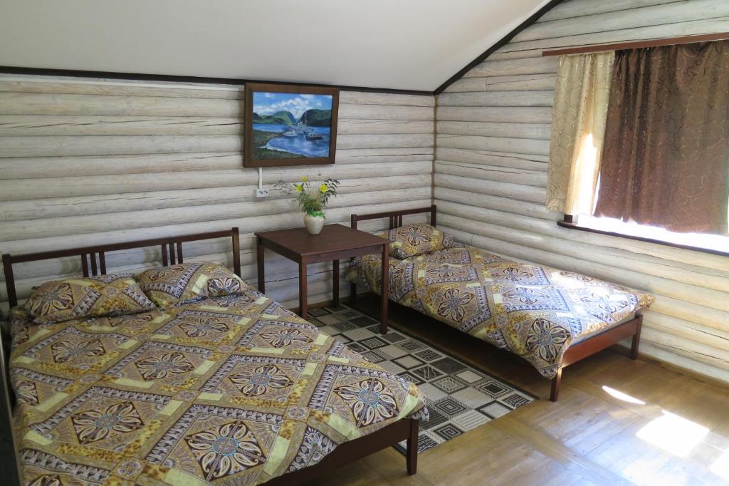 photo1