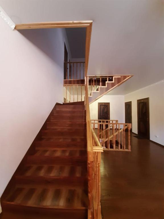 photo1