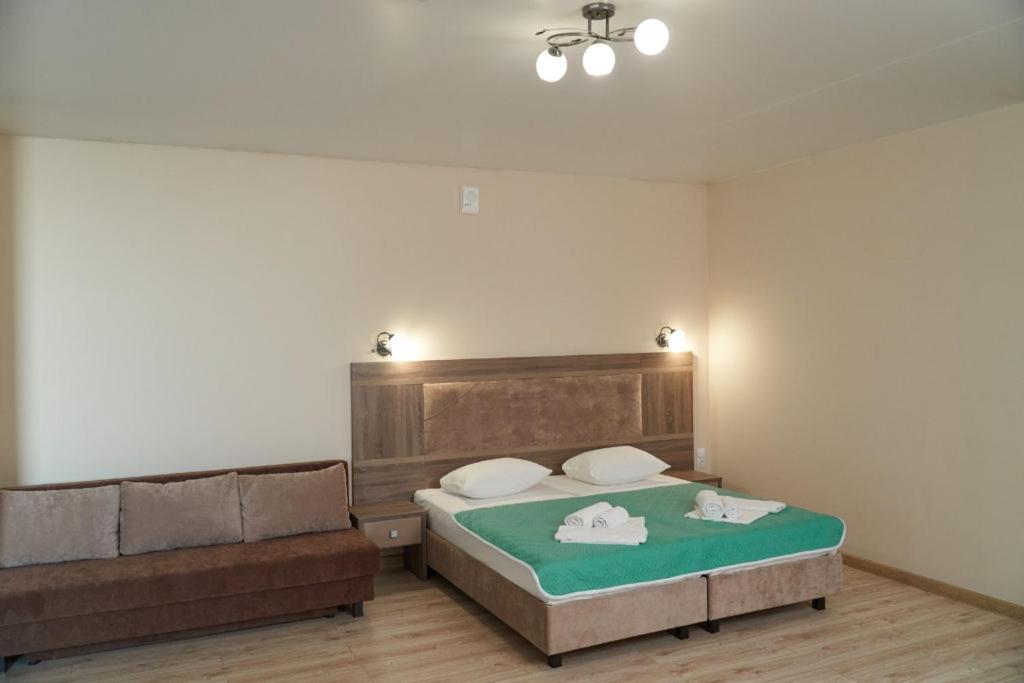 photo2
