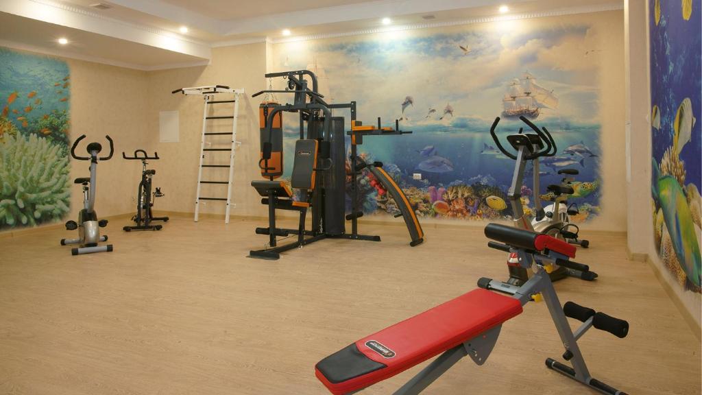 photo1