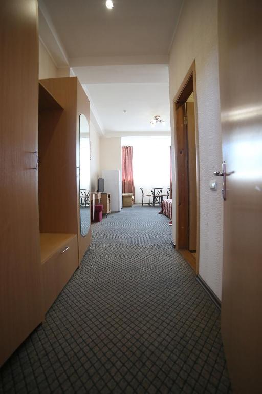 photo2