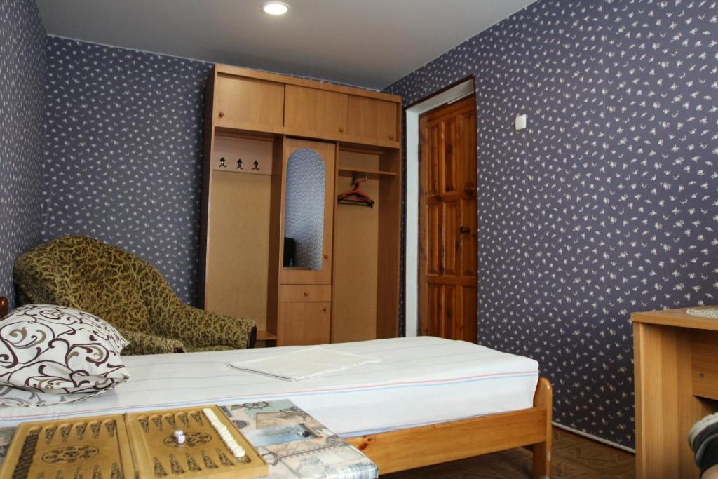 photo1