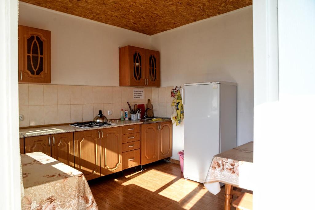 photo1